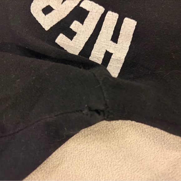 Retrofit Black Skull Graphic Tee - Picture 4 of 4